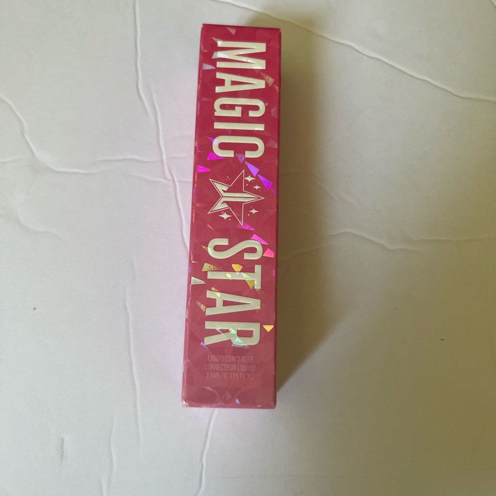 Jeffree Star liquid concealer c15.25